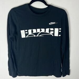 Nike Long Sleeve - Women's Medium